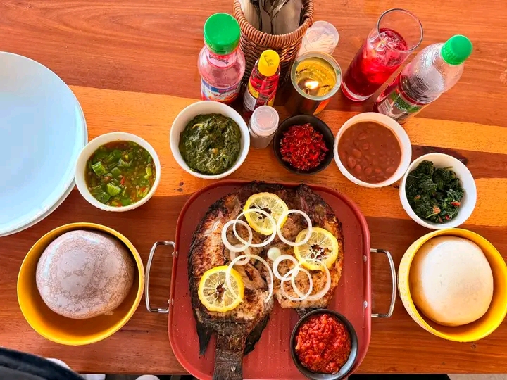 Grilled fish with drinks